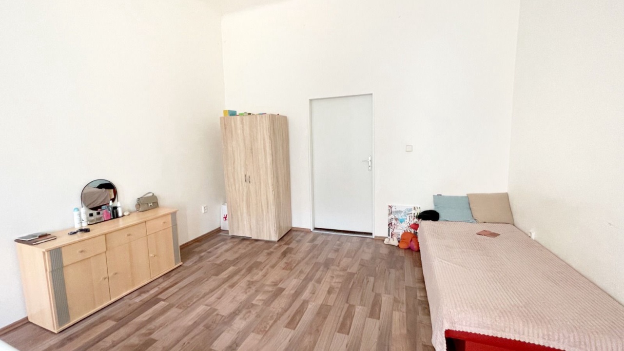 Property slide 4