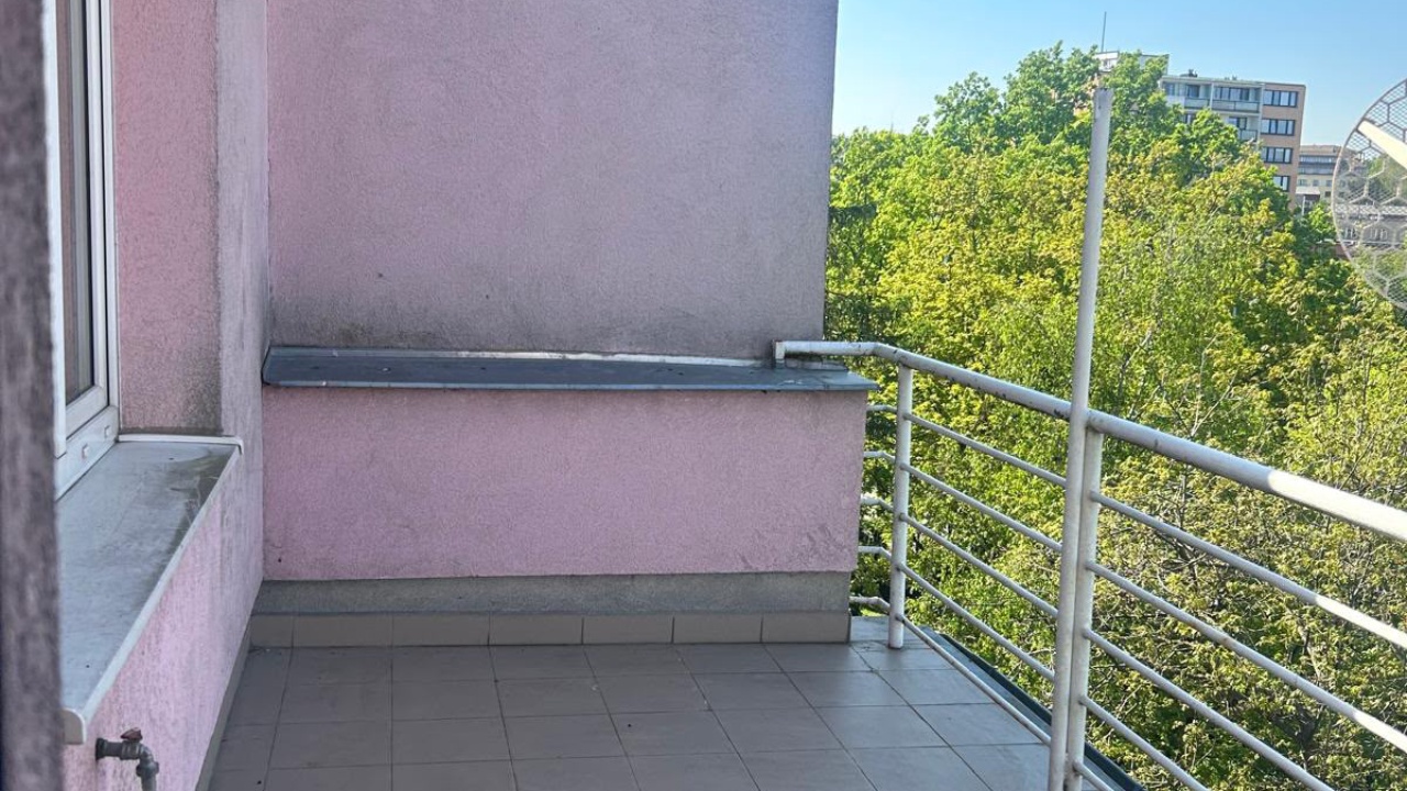 Property slide 4